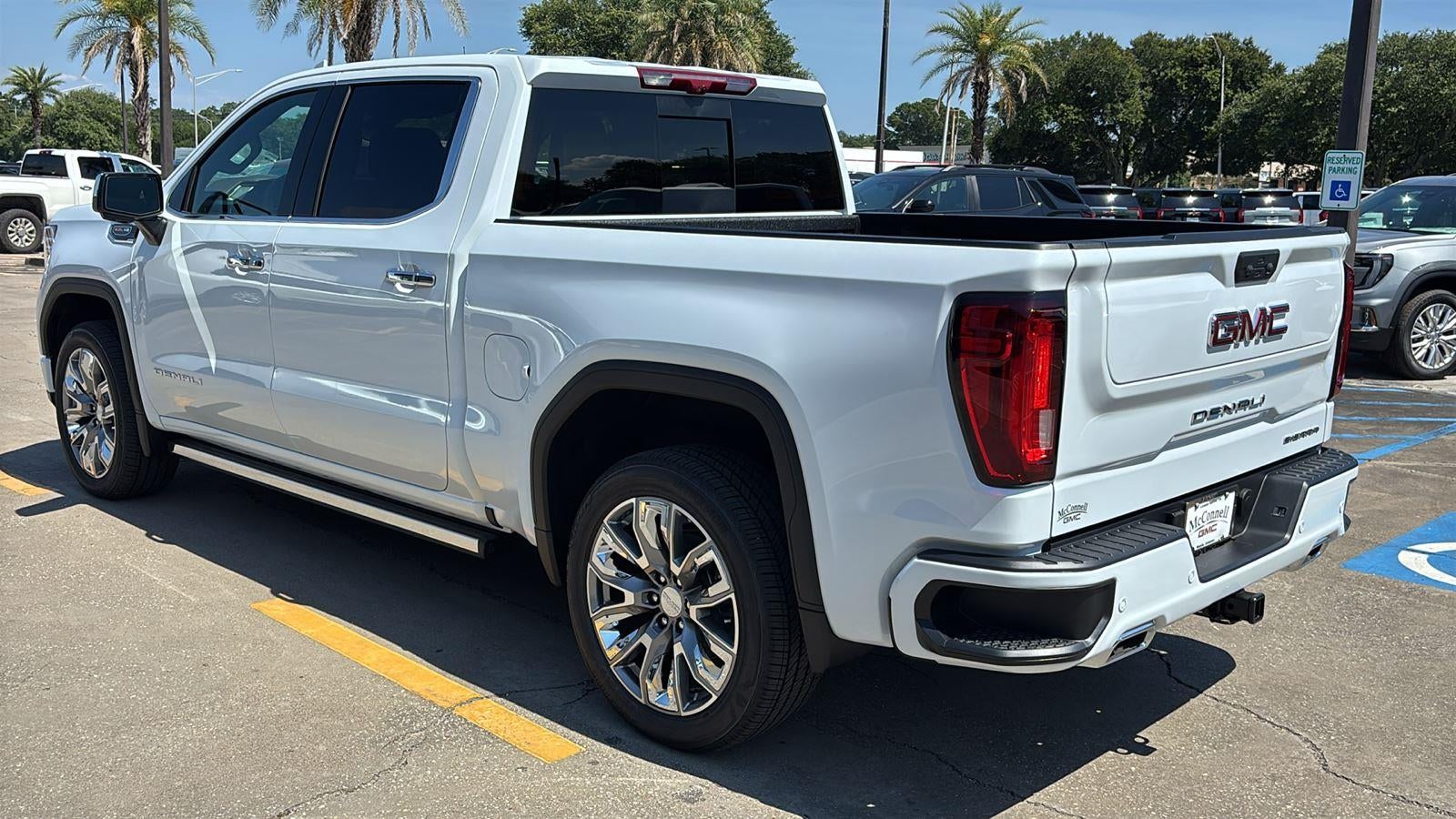 2026 GMC Sierra 1500 — detail view